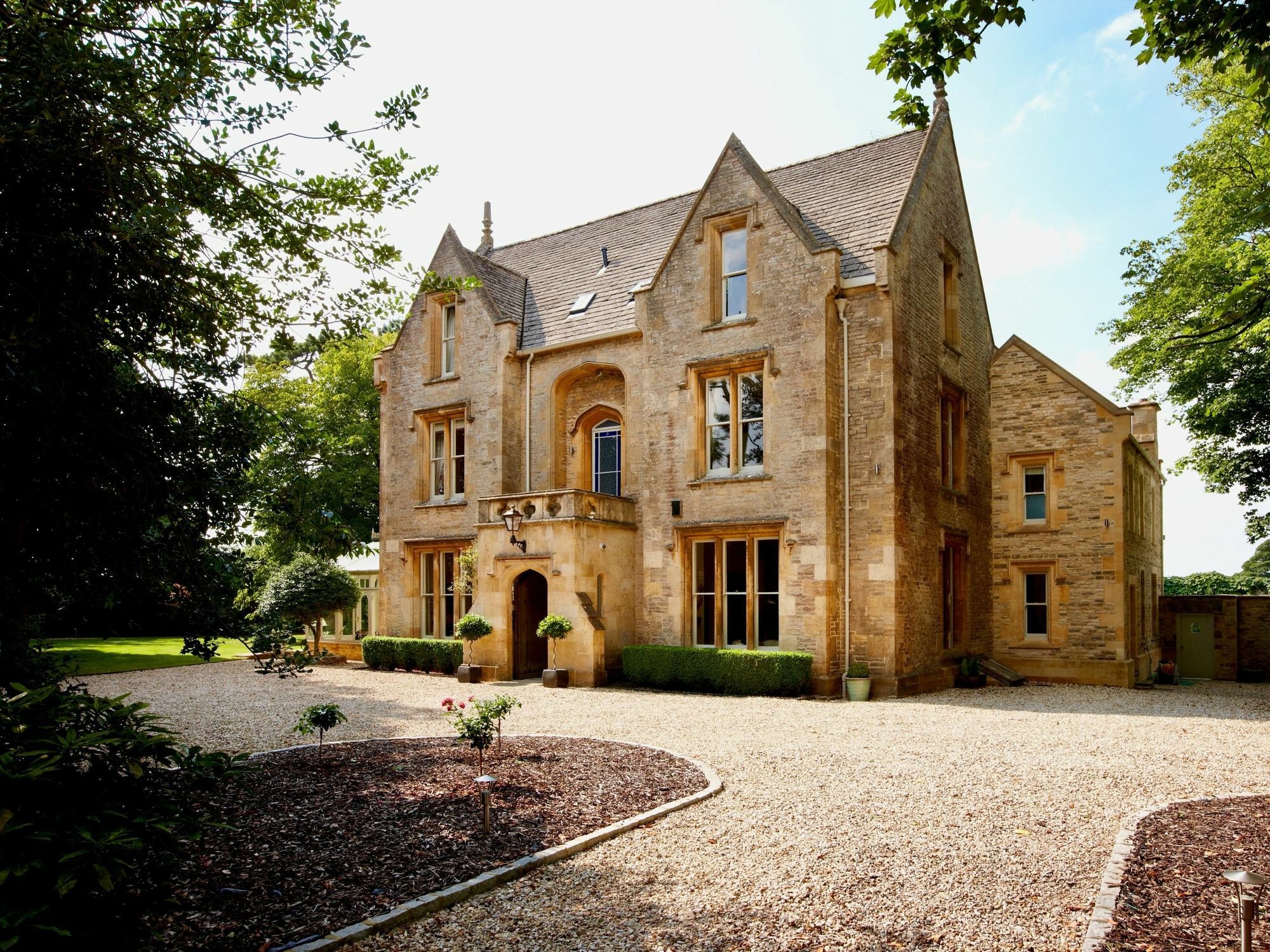 Отель Crestow House Экстерьер фото